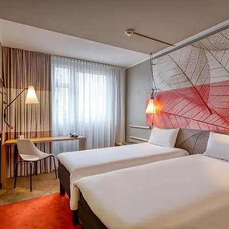 Ibis Am Plaerrer Hotel Norimberga
