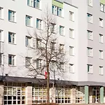 Ibis Am Plärrer 3*