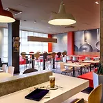 Ibis Am Plaerrer מלון