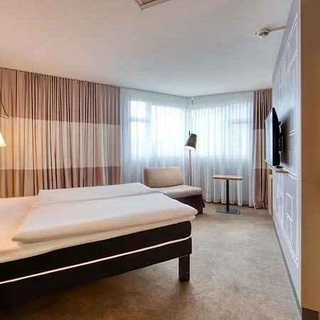 Ibis Am Plaerrer נירנברג