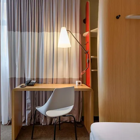 Ibis Am Plaerrer מלון