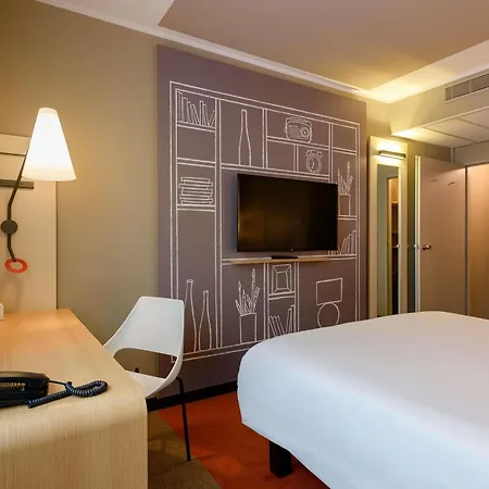 Ibis Am Plaerrer 3* Nürnberg