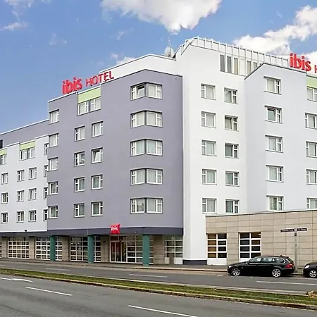 מלון Ibis Am Plaerrer נירנברג