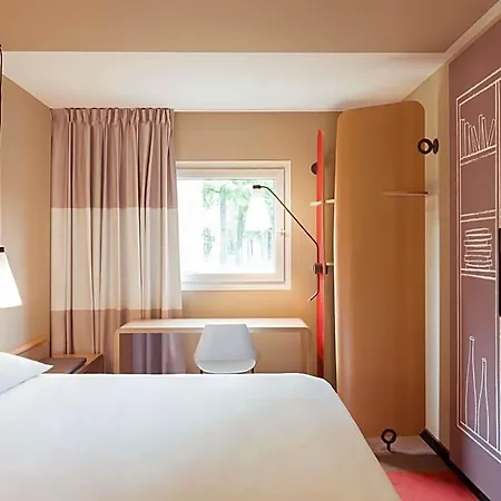 Ibis Am Plaerrer מלון 3*